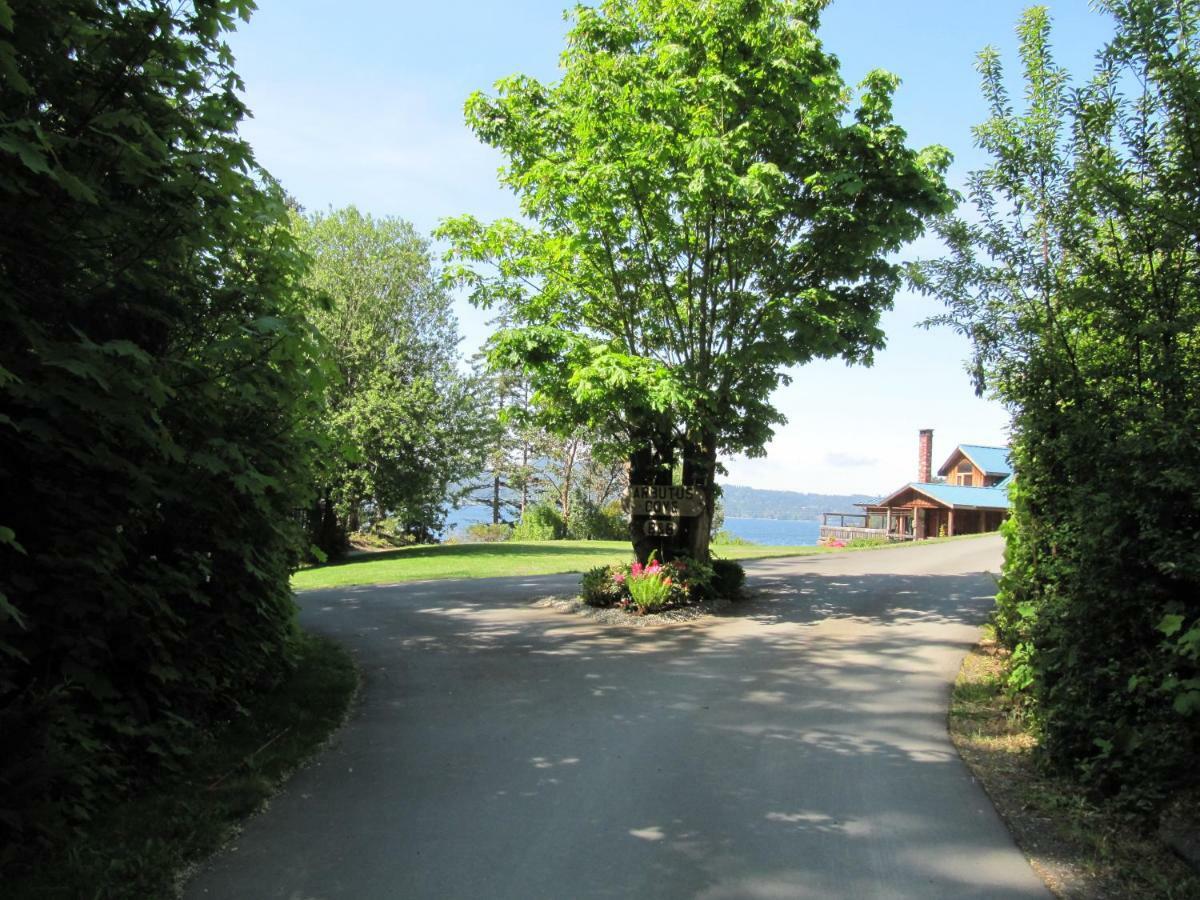 Arbutus Cove Guesthouse Metchosin Екстериор снимка